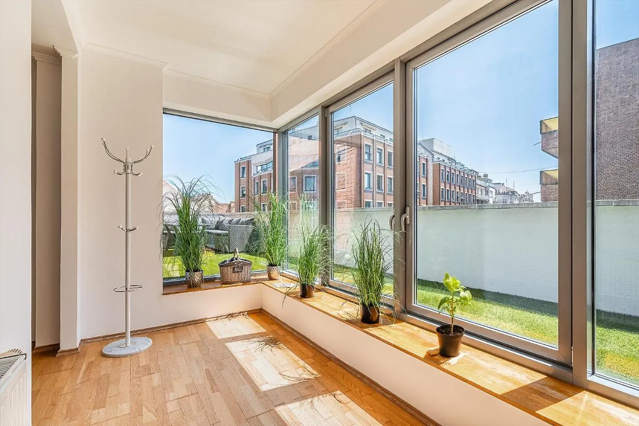 Penthouse Three Bedrooms, Three Balconies Apartment With Free Parking In Kiraly Street Budapest